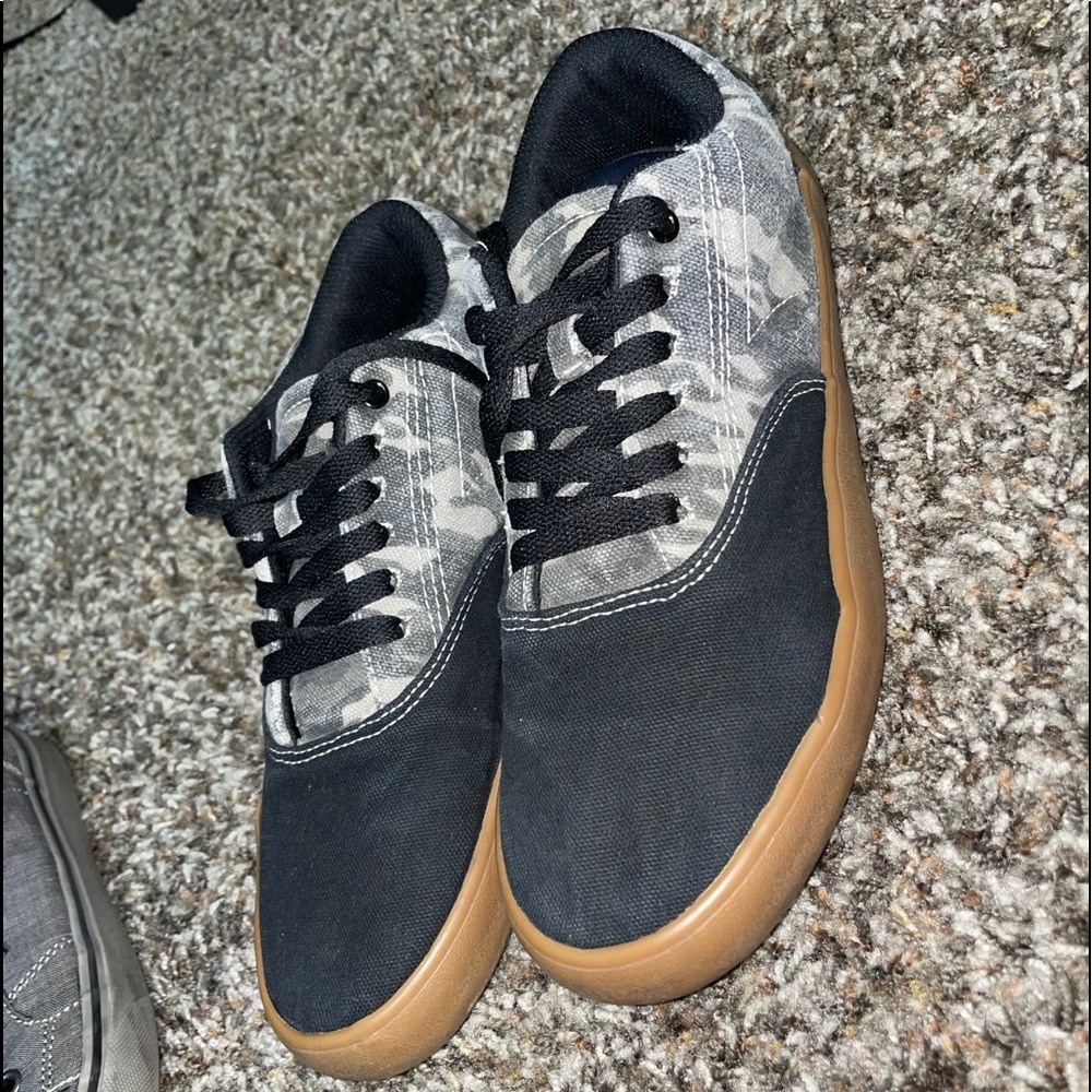 Skate shoes (George)